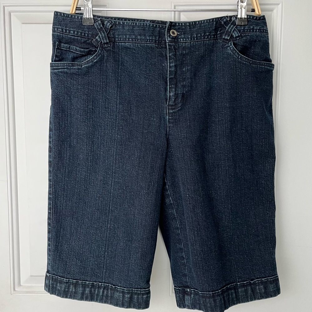 •Tyler Boe• Classic Denim Bermuda Shorts - Size 12